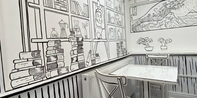 Manchester-Opens-Its-First-Ever-2D-Restaurant-Waka-Waka.jpg