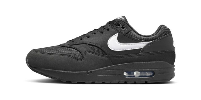 Nike-Gives-the-Air-Max-1-a-Sleek-Black-and-White-Makeover.jpg