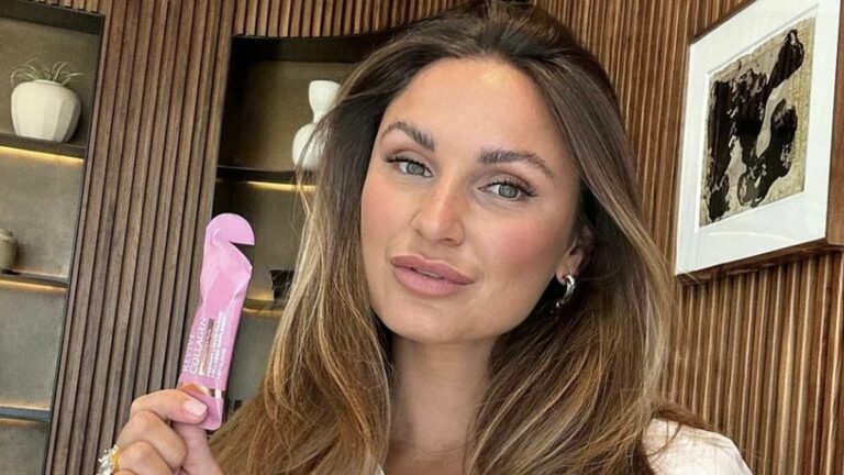 Sam-Faiers-skincare-brand-Revive-Collagen-rakes-in-13.2-MILLION.jpg