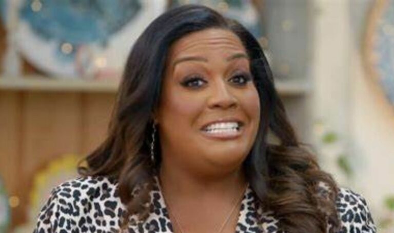 Alison-Hammond-praised-for-bringing-the-joy-back-to-Bake-Off.jpg