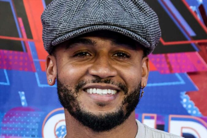Aston-Merrygold-to-be-a-dad-again-as-JLS-star-reveals-wife-Sarah-Lou-is-pregnant-with-adorable-video-The-Sun.jpg