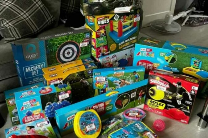 BampM-fans-show-off-huge-hauls-as-prices-are-slashed-in-the-monster-sale-and-they-start-from-just-2-The-Sun.jpg