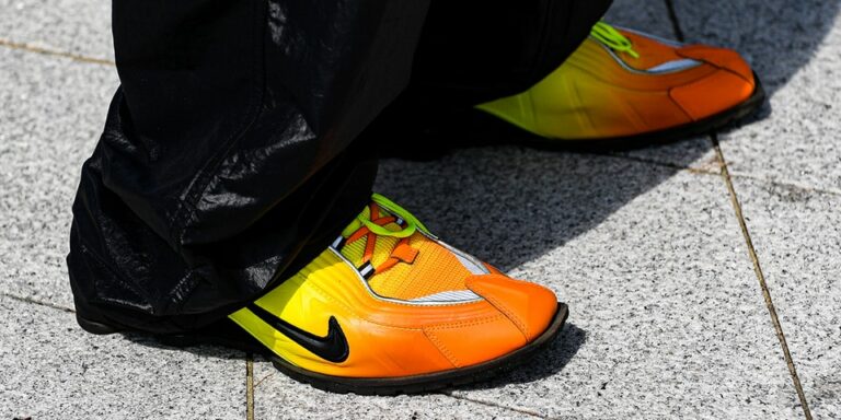 Best-Footwear-Trends-at-Seoul-Fashion-Week-SS24.jpg