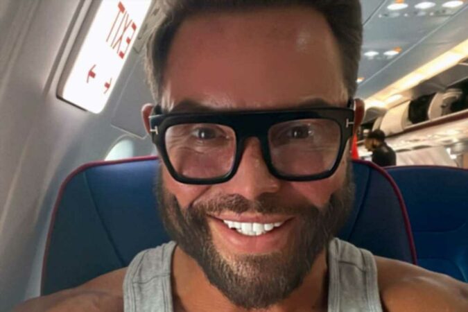 Bobby-Norris-sparks-fears-as-he-reveals-hes-in-hospital-with-mystery-illness-The-Sun.jpg
