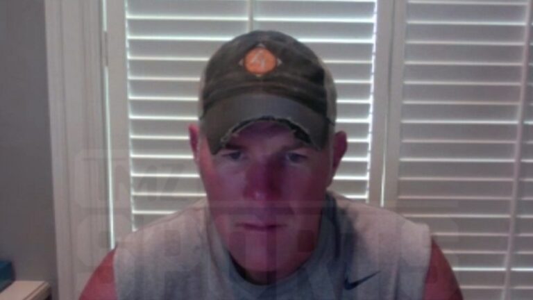 Brett-Favre-Says-He-Wanted-Deion-Sanders-At-Southern-Miss-Before-JSU-CU-Success.jpg
