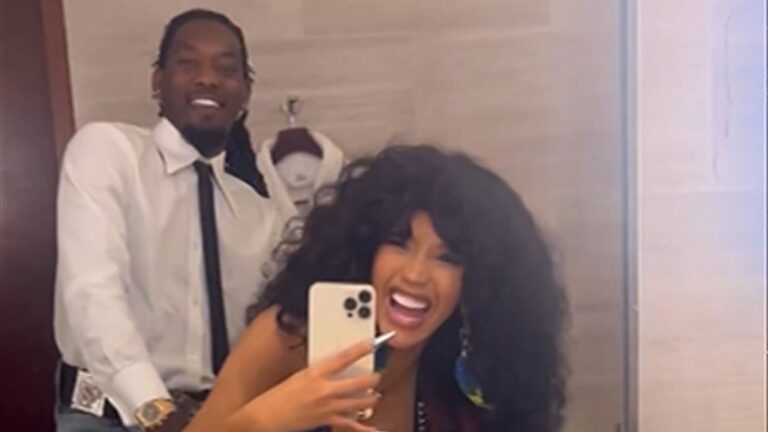 Cardi-B-Shares-Raunchy-Clip-From-VMAs-Pretends-to-Bang-Offset-in-Bathroom.jpg