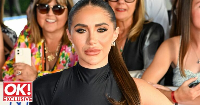 Chloe-Brockett-confirms-that-she-WILL-be-returning-to-TOWIE-after-show-suspension.jpg