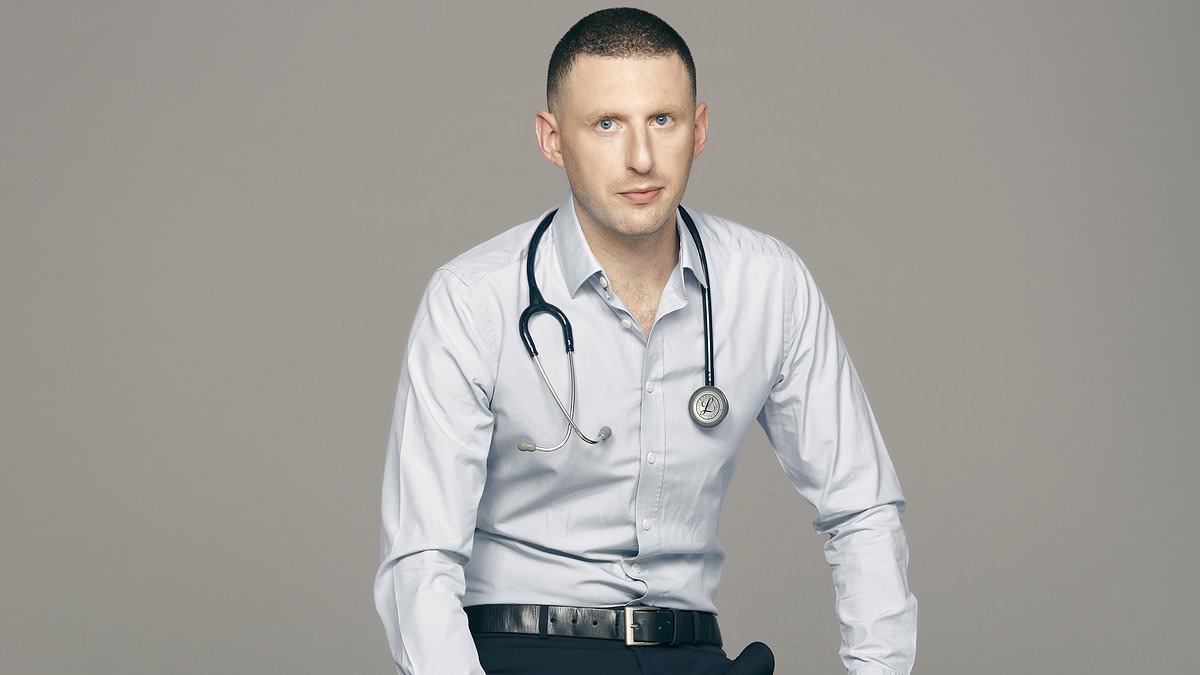 DR-MAX-Cutting-NHS-beds-may-save-money-but-patients-pay-the-price.jpg
