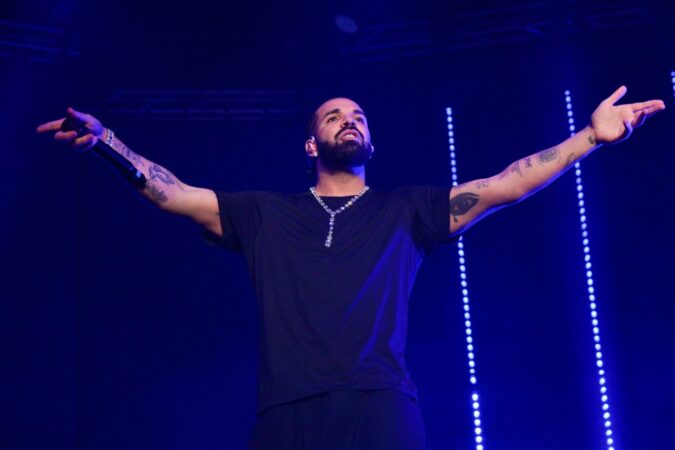 Drake-Announces-‘For-All-the-Dogs-Release-Date.jpg