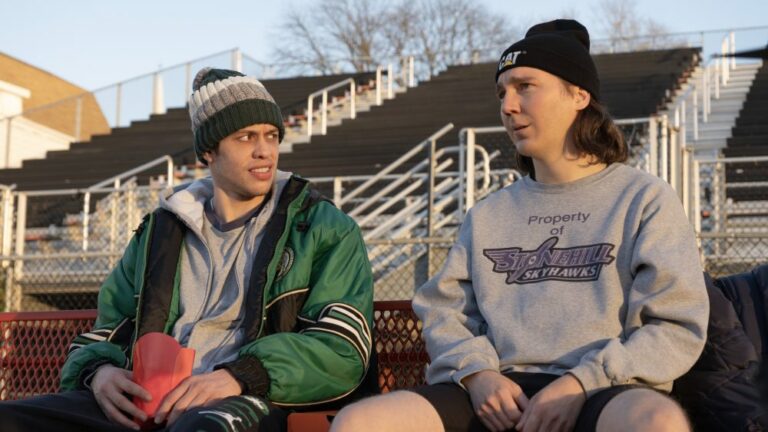 Dumb-Money-Is-Smart-Enough-for-the-Oscars-With-Standout-Turns-From-Paul-Dano-Pete-Davidson-and-America-Ferrera.jpg