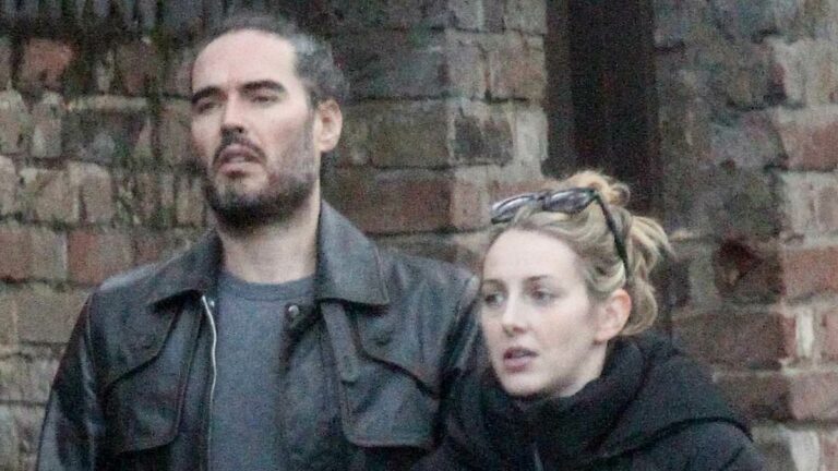 EXC-Russell-Brandaposs-pals-come-to-his-defense-amid-rape-allegations.jpg