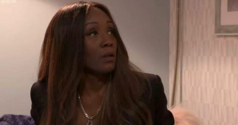 EastEnders-fans-baffled-as-they-spot-glaring-safety-issue-during-final-scene.jpg