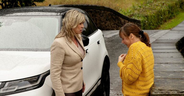 Emmerdale-Craig-exposed-as-Lydia-tells-Kim-about-her-heartbreaking-rape-ordeal.jpg