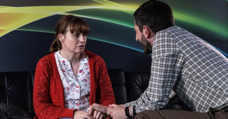 Emmerdale-viewers-fuming-as-Lydia-Dingle-is-raped-by-Craig-in-chilling-scenes.jpg