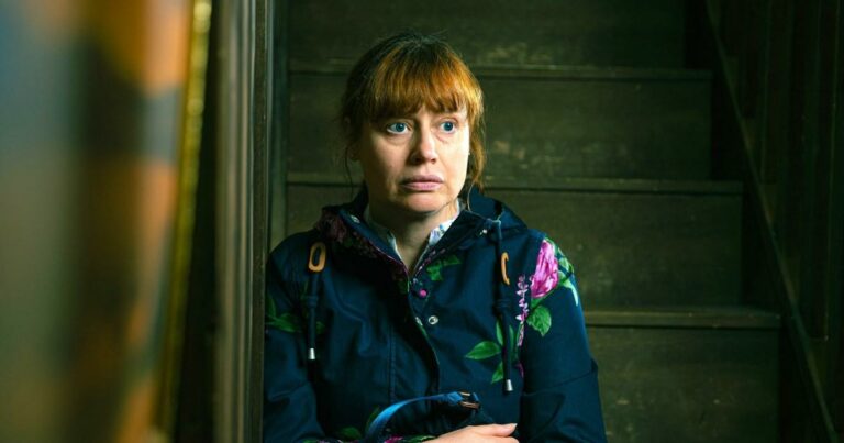 Emmerdale039s-Lydia-burns-her-clothes-after-changing-her-mind-about-reporting-rape.jpg