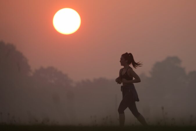 Exactly-what-happens-to-your-body-during-a-heatwave-and-the-10-red-flags-you-must-never-ignore-The-Sun.jpg