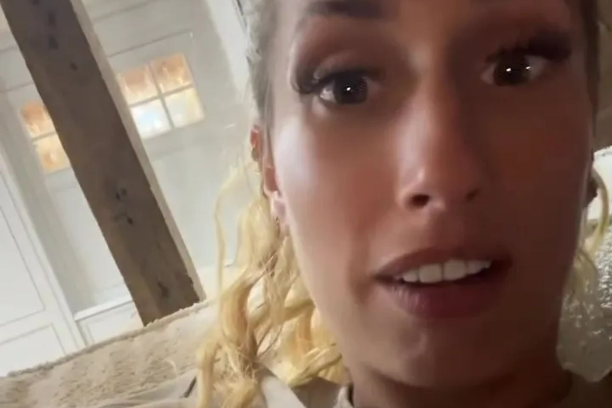 Fuming-Stacey-Solomon-hits-back-after-being-cruelly-mum-shamed-over-kidsx27-dinner-The-Sun.jpg