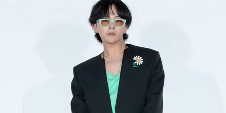 G-Dragon-Spotted-in-New-PEACEMINUSONE-x-Nike-Kwondo-1.jpg