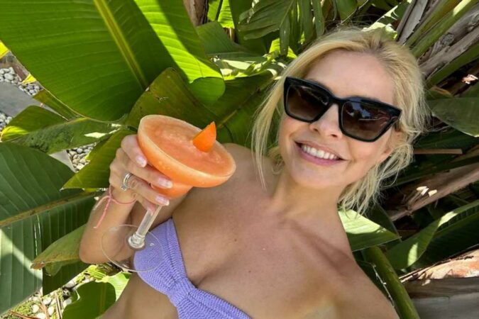 Holly-Willoughby-wows-as-she-poses-in-her-bikini-and-reveals-secret-wedding-anniversary-trip-to-Italy-The-Sun.jpg