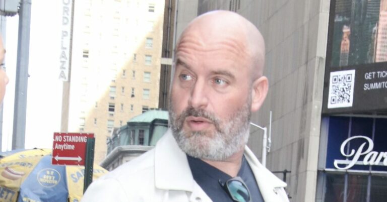 How-Tom-Segura-Became-A-Successful-Stand-Up-Comedian.jpg