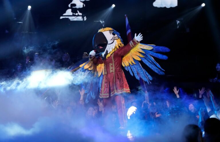 How-to-Watch-The-Masked-Singer-Season-10-Online.jpg