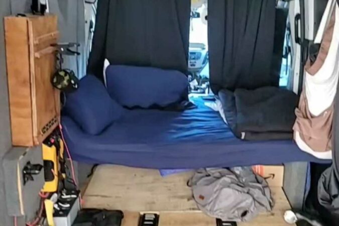 I-live-in-a-transit-van-to-save-on-rent-and-even-make-money-from-it-itx27s-a-tight-squeeze-with-cargo-but-I-make-it-work-The-Sun.jpg