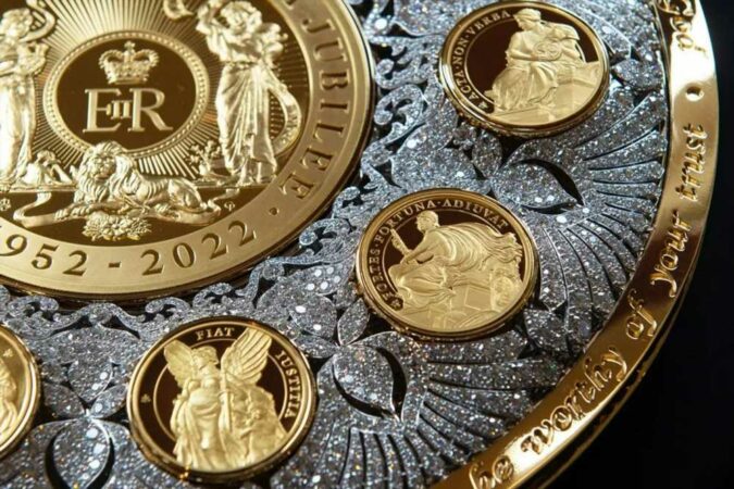 Incredible-rare-coin-worth-18MILLION-with-4kg-of-gold-and-more-than-6000-diamonds-is-unveiled-in-honour-of-the-Queen-The-Sun.jpg