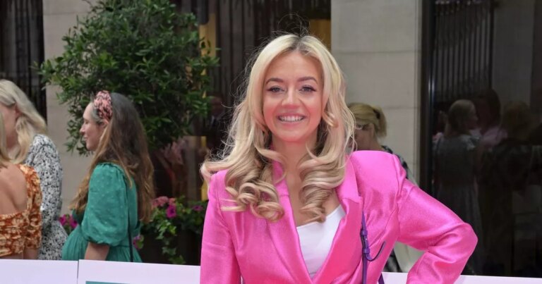 Kelsey-Parker-hits-back-at-criticism-as-she-goes-Instagram-official-with-new-man.jpg