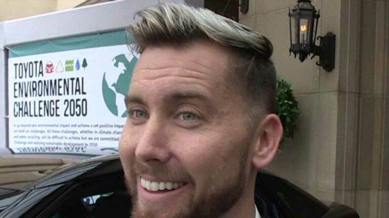 Lance-Bass-Wants-To-Lock-Up-Rights-To-039Dirty-Pop039-After-NSYNC-Reunion.jpg