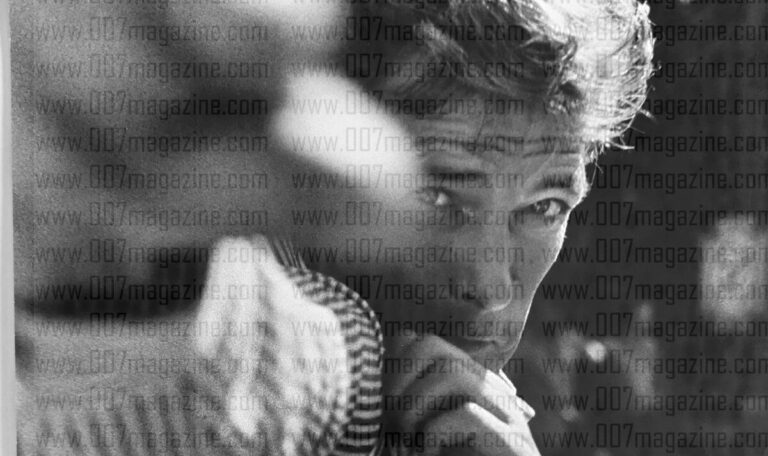 Licence-to-bill...-Magazines-Bond-film-pictures-up-for-auction.jpg