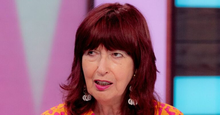 Loose-Women-star-admits-she-is-diva-who-skips-meetings-and-has-on-set-demands-.jpg
