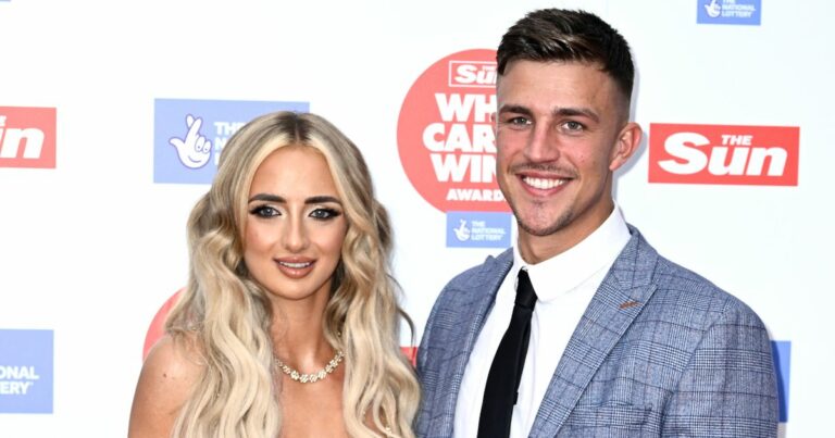 Love-Islands-Mitch-and-Abi-say-were-back-as-they-reunite-weeks-after-split.jpg