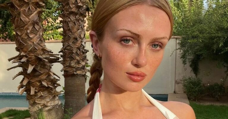 Maisie-Smith-hits-back-as-cruel-trolls-insult-her-for-posing-without-make-up.jpg