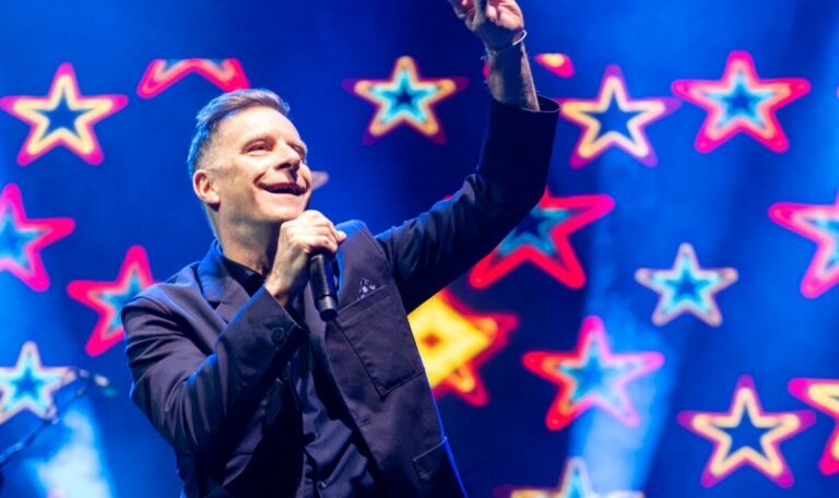 Masters-of-melancholy-Deacon-blue-return-with-new-song-collection.jpg