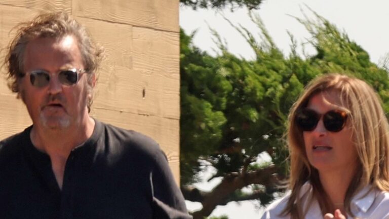 Matthew-Perry-enjoys-lunch-date-at-Nobu-Malibu-with-mystery-woman.jpg