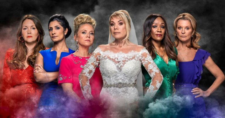New-EastEnders-clue-hints-at-who-dies-at-Christmas-and-it039s-shocking.jpg