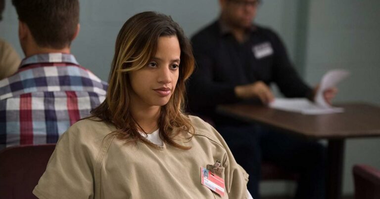 Orange-Is-The-New-Black-fans-stunned-to-discover-star-40-to-become-a-grandma.jpg
