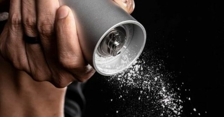 Pepper-Mill-hailed-a-lightsaber-gives-chefs-game-changing-experience-to-cook.jpg