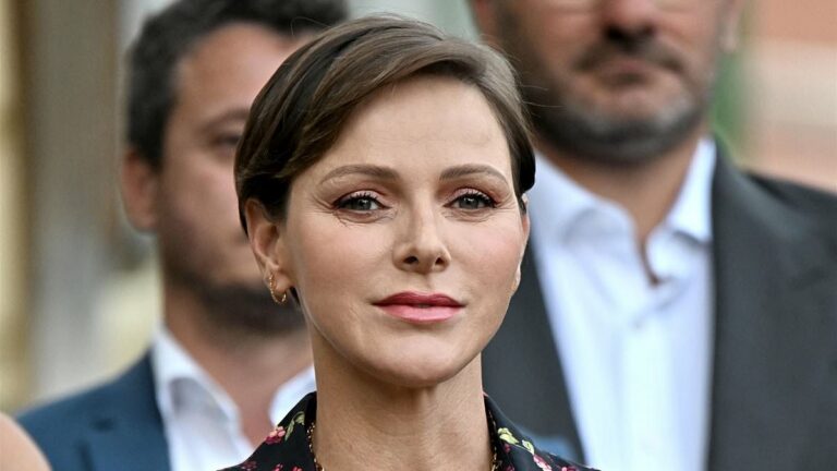 Princess-Charlene-of-Monaco-joins-Prince-Albert-at-annual-picnic.jpg
