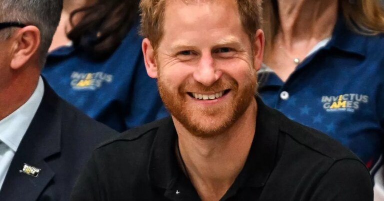 Queen-Elizabeths-heartbreaking-last-birthday-message-to-Prince-Harry-as-he-turns-39.jpg