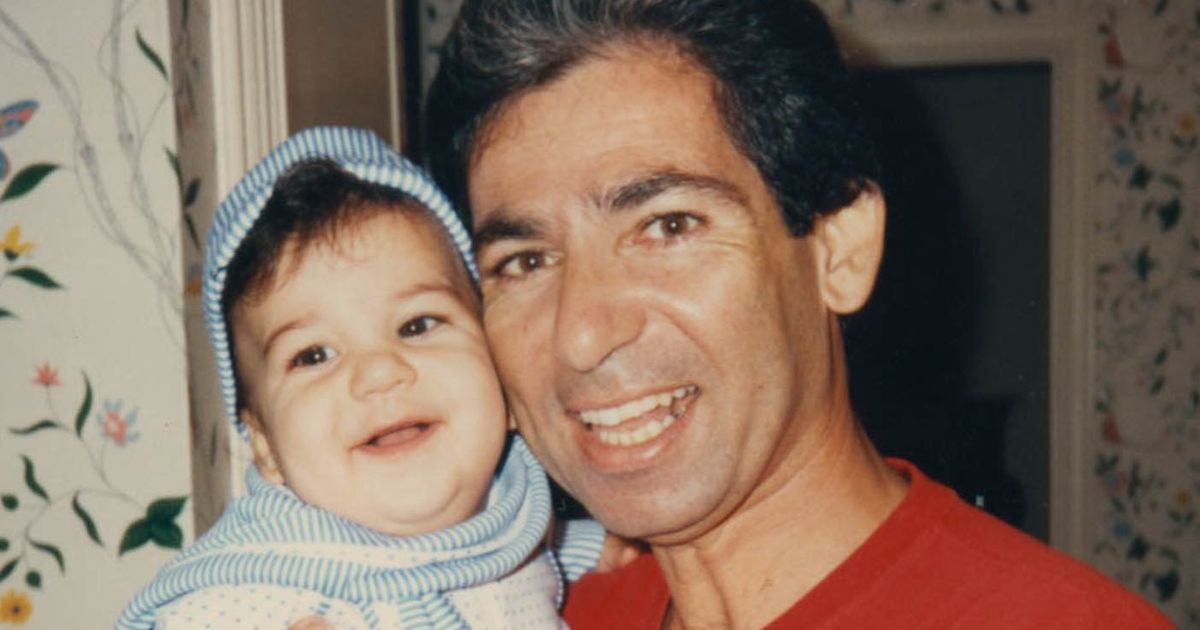 Robert-Kardashian-concerned-over-treatment-of-son-Rob-decades-after-death.jpg