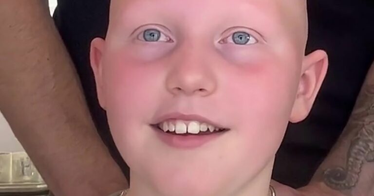 Schoolgirl-battling-alopecia-cant-stop-smiling-after-hair-transformation.jpg
