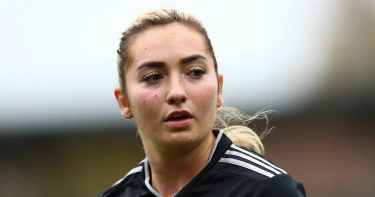 Sheffield-United-‘devastated-by-death-of-longest-serving-player-Maddy-Cusack-aged-27.jpg
