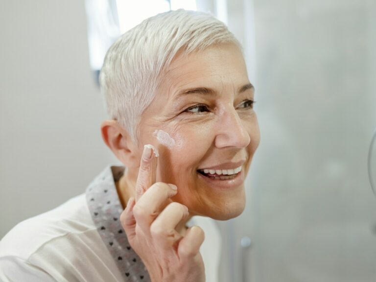 Shoppers-Over-70-Say-They-‘Already-Look-10-Years-Younger-Thanks-to-This-On-Sale-10-Serum.jpg