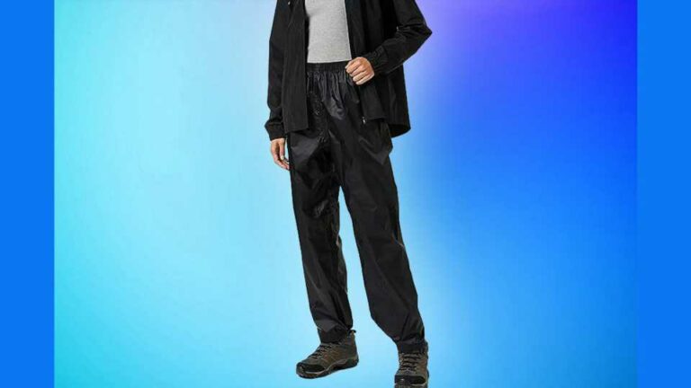 Shoppers-rush-to-buy-x27fantasticx27-Regatta-waterproof-trousers-scanning-at-the-tills-for-12.99-instead-of-30-The-Sun.jpg