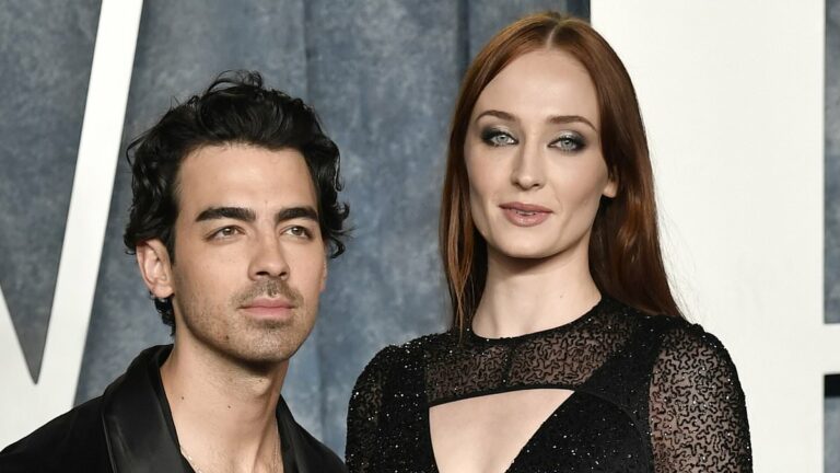 Sophie-Turner-apostrolled-Joe-Jonas-with-subtle-Taylor-Swift-referenceapos.jpg