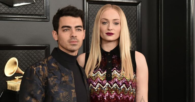 Sophie-Turner-suing-Joe-Jonas-for-return-of-kids-to-England-as-he-hits-back-amid-divorce.jpg