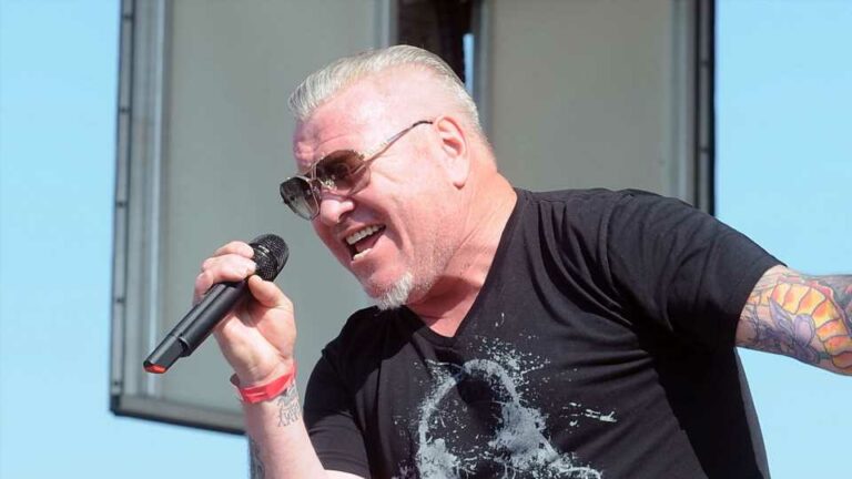 Steve-Harwellx27s-heartbreaking-last-post-is-flooded-by-fan-tributes-after-Smash-Mouth-singer-dies-at-home-at-56-The-Sun.jpg
