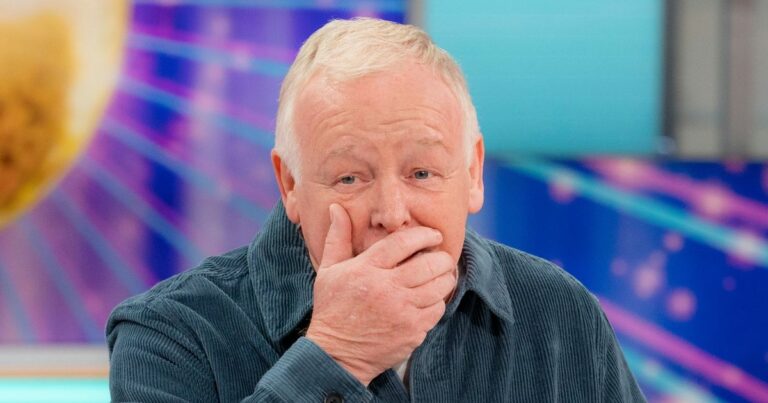 Strictly-star-Les-Dennis-left-traumatised-after-walking-in-on-parents-bonking.jpg