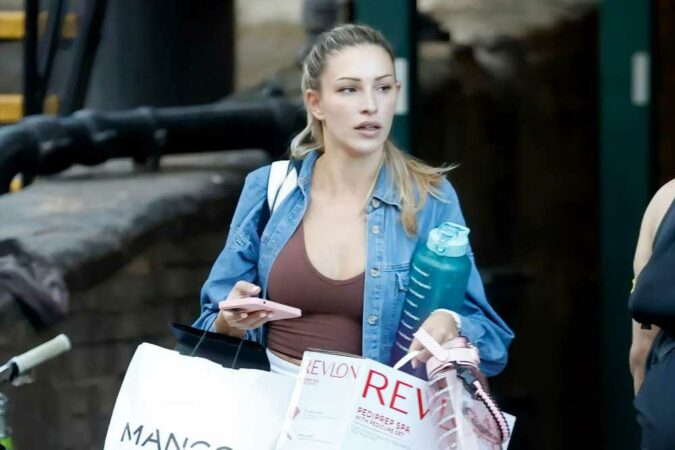 Strictly-star-Zara-McDermott-leaves-rehearsal-with-partner-Graziano-as-pals-reveal-hes-exactly-who-she-wanted-The-Sun.jpg